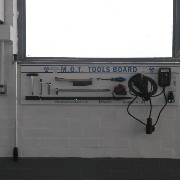 Class 4 MOT Bay - Grip Tyres, Bicester 19